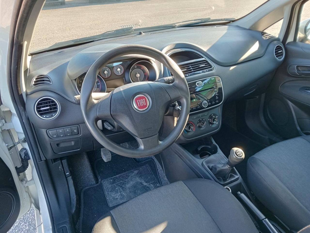 Fiat Punto 1.3mjet 75CV OK NEOPATENTATI