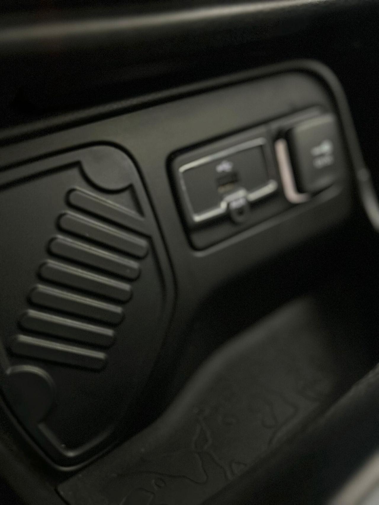 Jeep Renegade 1.6 Mjt 120 CV Longitude