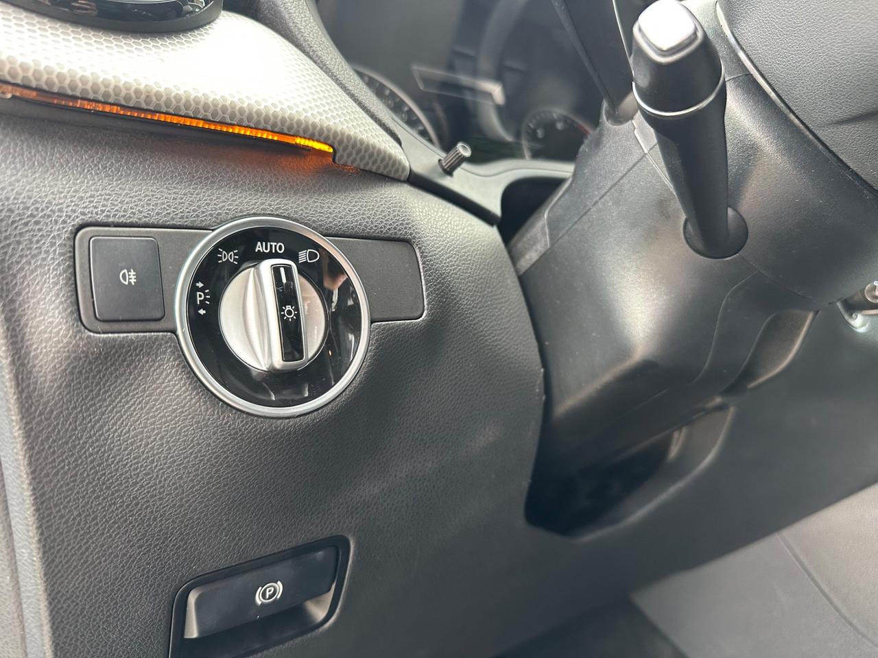 Mercedes-benz A 180 CDI Automatic Premium FULL