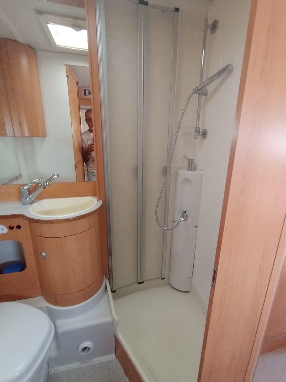 HYMER SIGNO 100 DEL 06 UNI PRO WEBASTO aria ACCESSORIATO IN SALDO