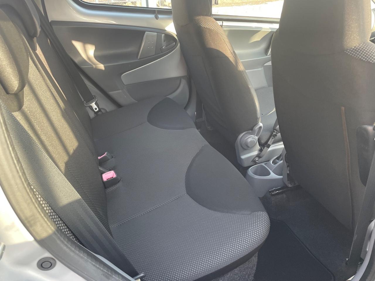 Toyota Aygo 1.0 12V VVT-i 5 porte