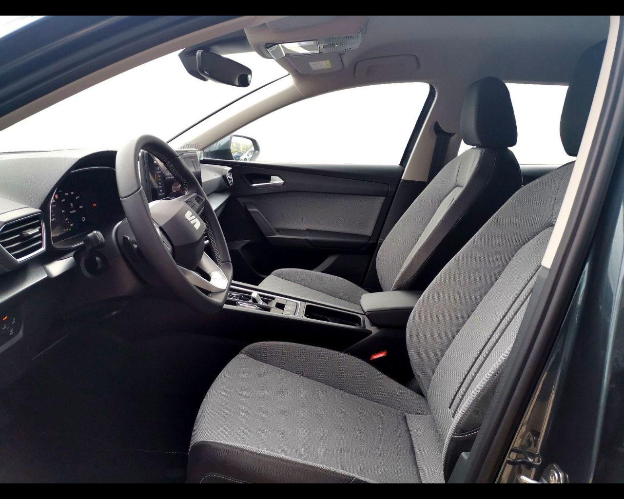SEAT Leon IV 2020 Sportstourer - Leon Sportstourer 2.0 tdi Business 150cv dsg
