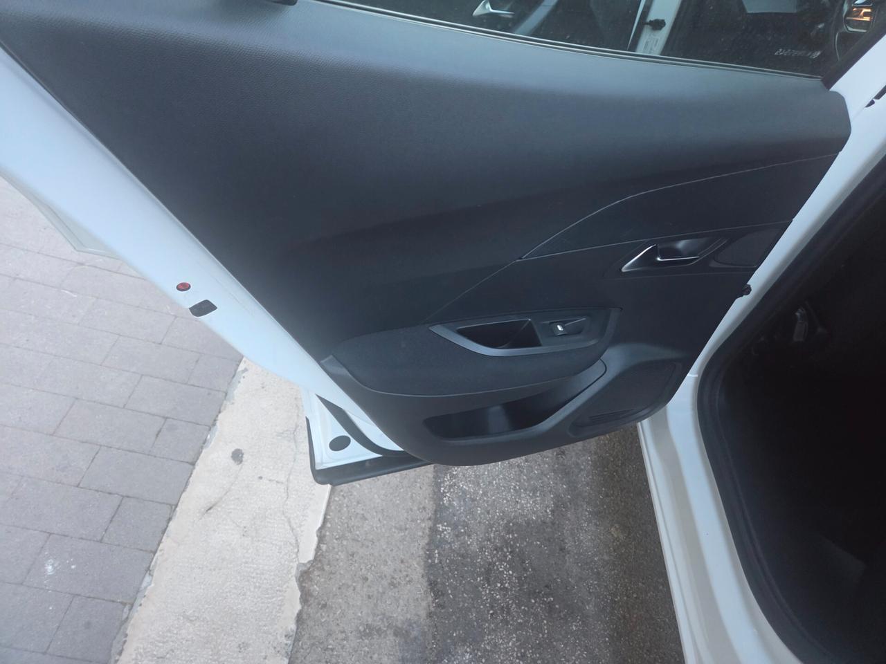 PEUGEOT 2008 1.5 DIESEL ANNO 2020 KMCERTIFICATI