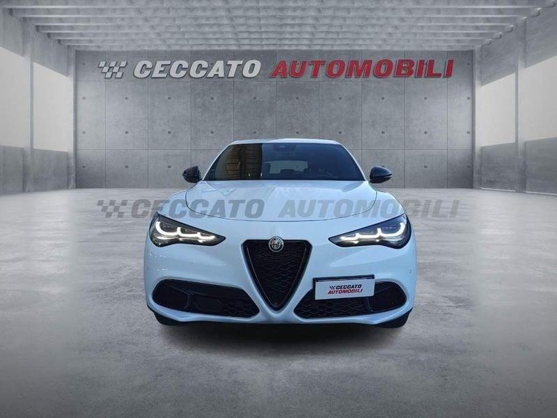 Alfa Romeo Stelvio 2023 2.2 t Sprint Q4 210cv auto