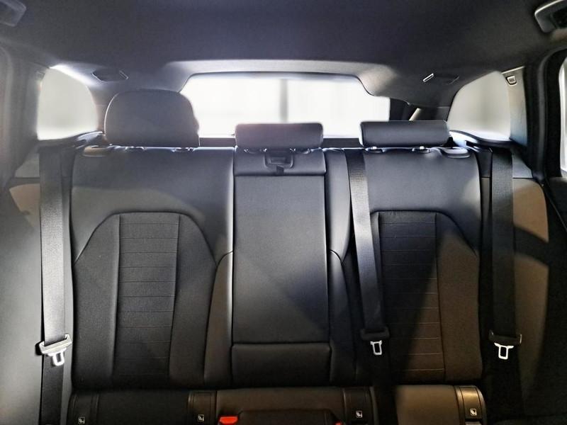 BMW 318 48V Business Advantage Touring auto