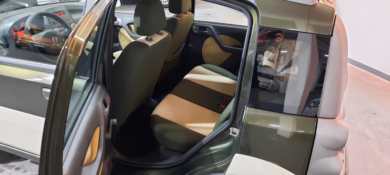 Fiat Panda 1.3 MJT 16V 4x4 Monster