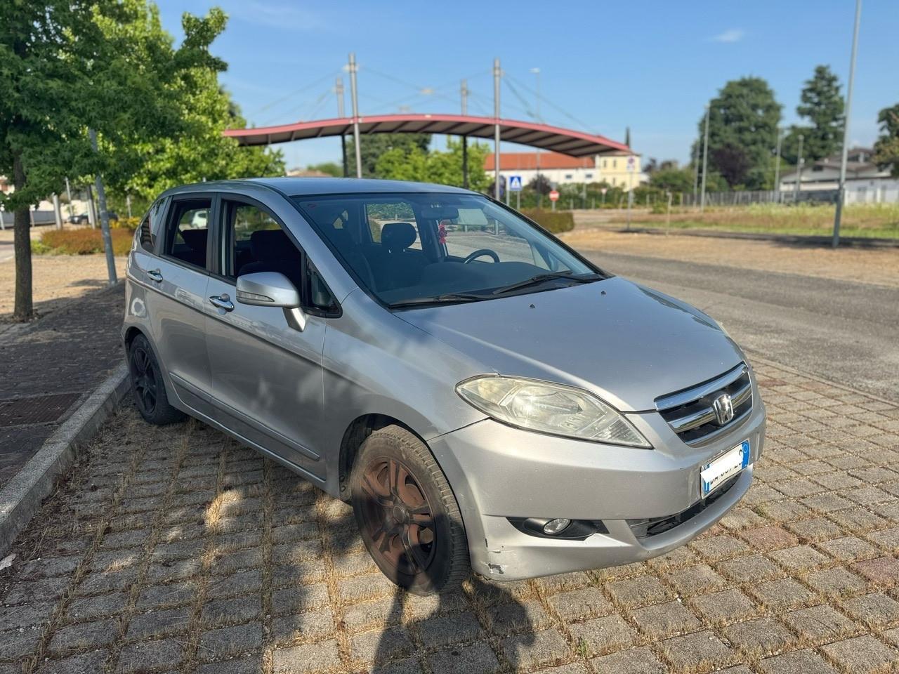 Honda FR-V 2.0 16V i-VTEC Executive LH