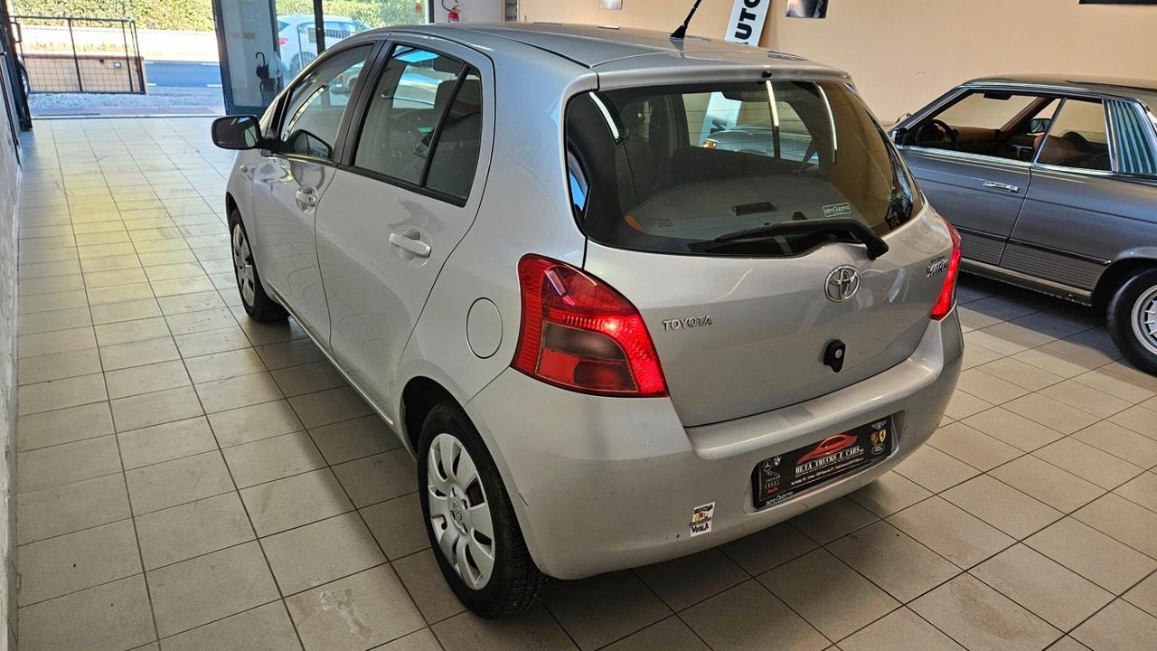 Toyota Yaris 1.0 5 porte OK NEOPATENTATI