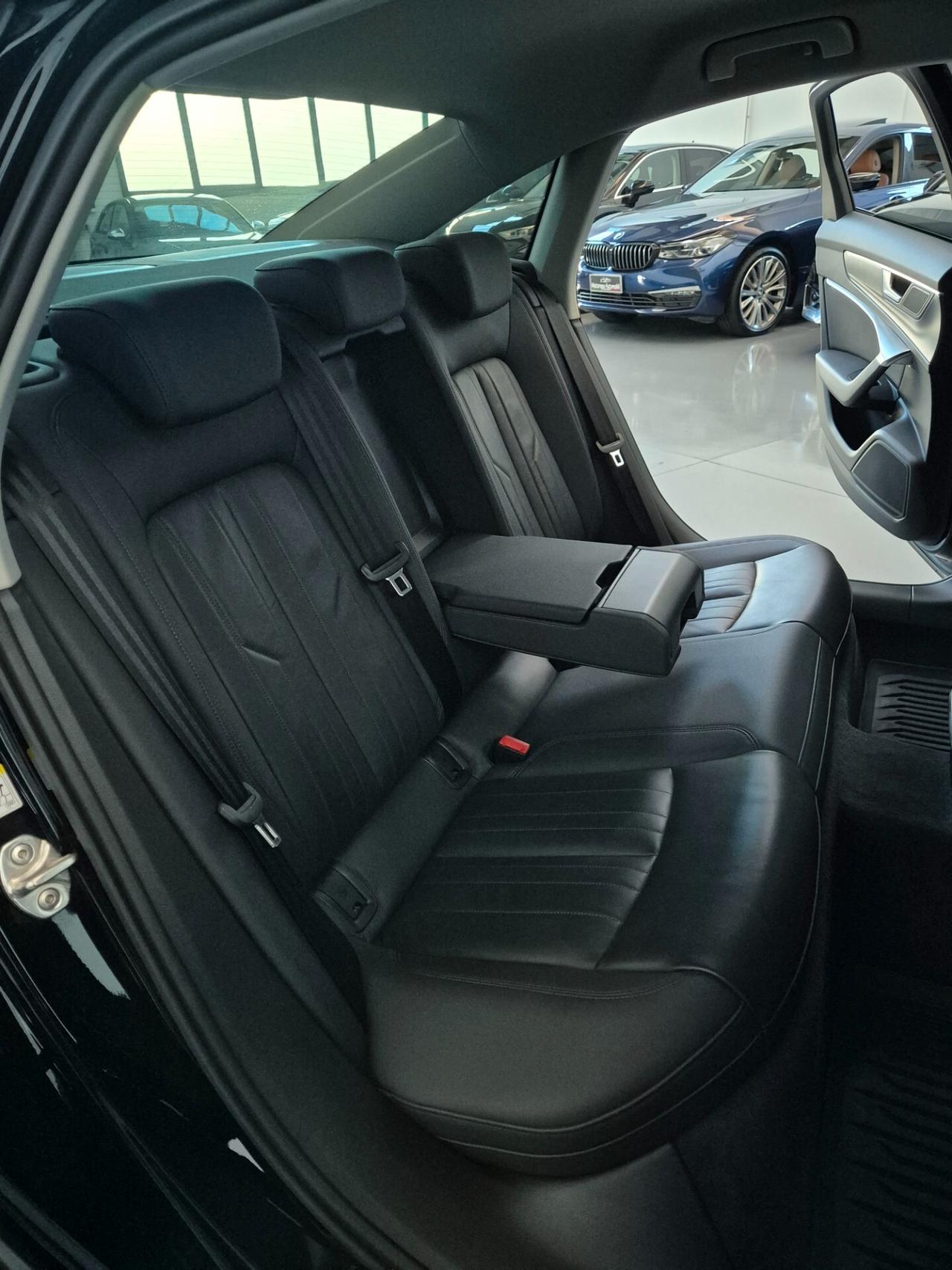 Audi A6 45 TFSI quattro S tronic 2.0cc 265cv full led navi