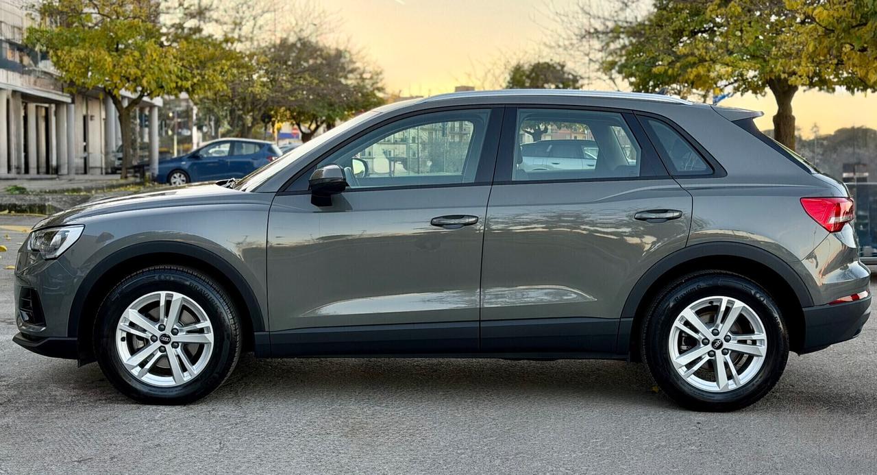 Audi Q3 35 2.0 Tdi 150CV Stronic Advanc RETROC