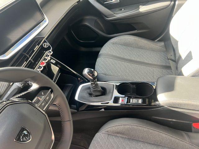 PEUGEOT 2008 PureTech 100 S&S Allure tua da ?249,00 mensili