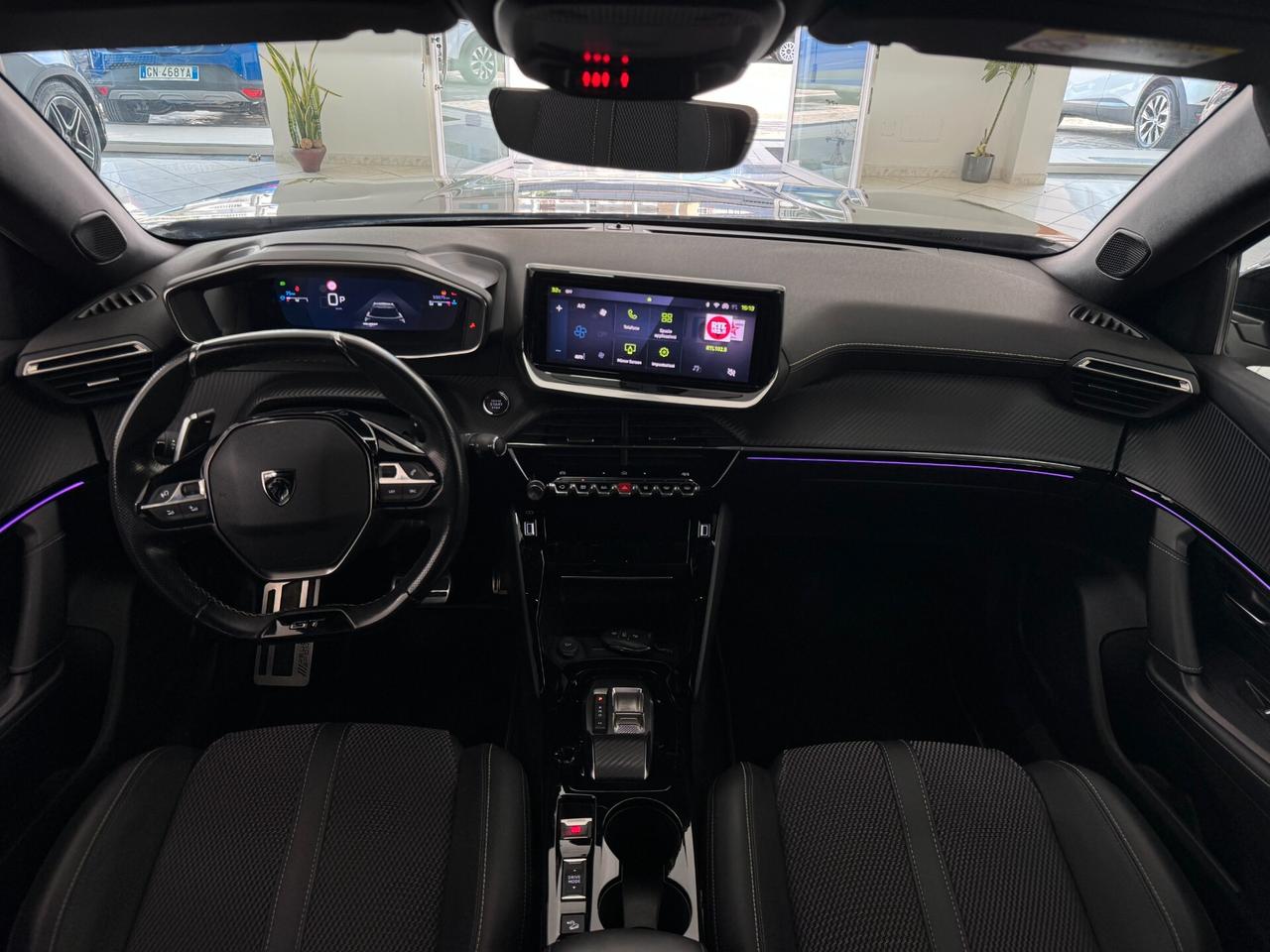 Peugeot 2008 1.2 PureTech 130cv EAT8 GT
