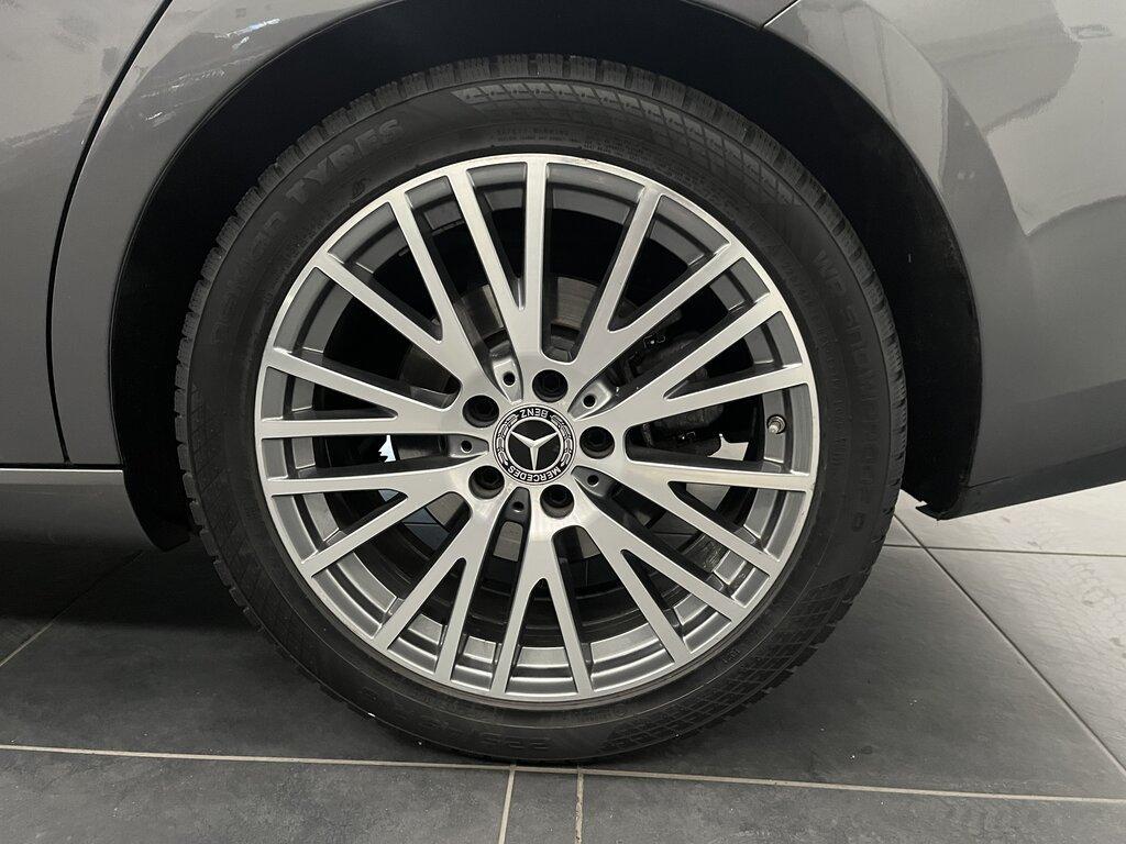 Mercedes CLA Shooting Brake 200 D Sport 8G-DCT