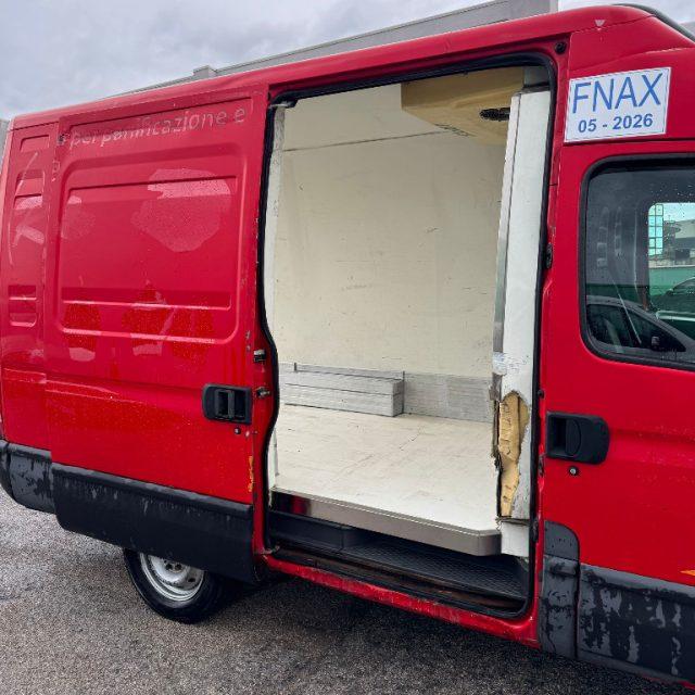 IVECO DAILY 35S14 VH2 3.0 FURGONE 3 POSTI
