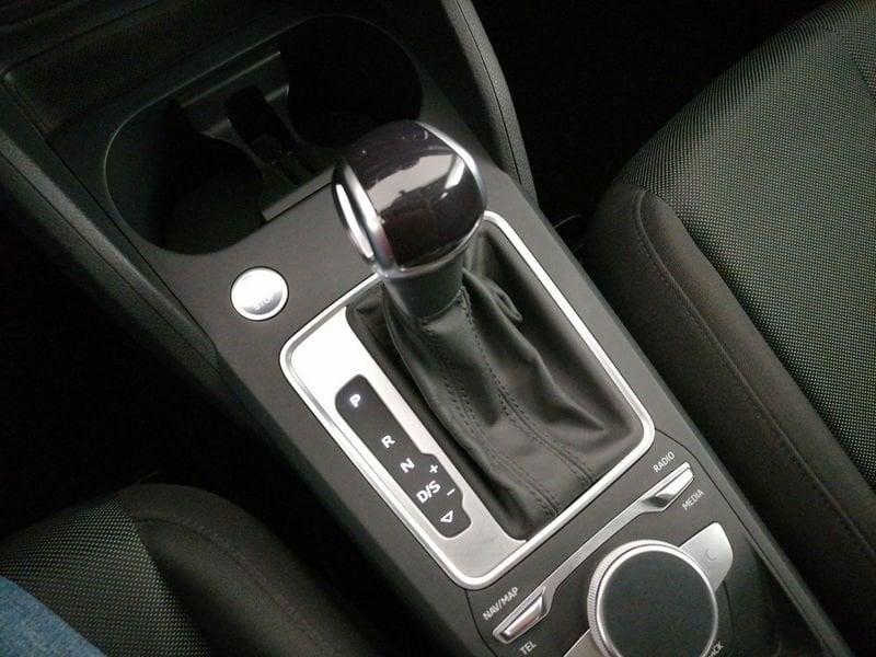 Audi Q2 35 1.5 tfsi Admired s-tronic