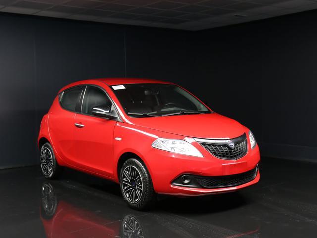 LANCIA Ypsilon 1.0 FireFly 5 porte S&S Hybrid Silver Plus