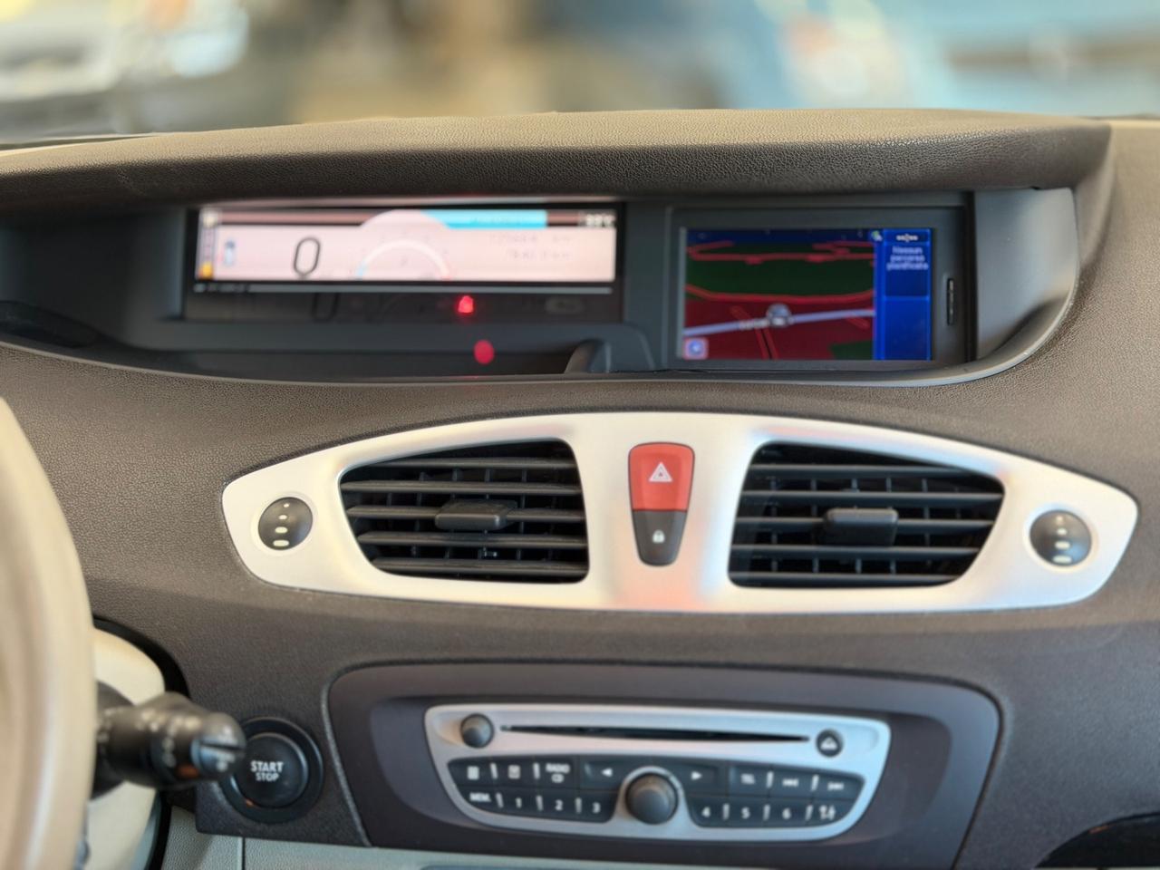 Renault Scenic Scénic X-Mod 1.9 dCi 130CV Luxe