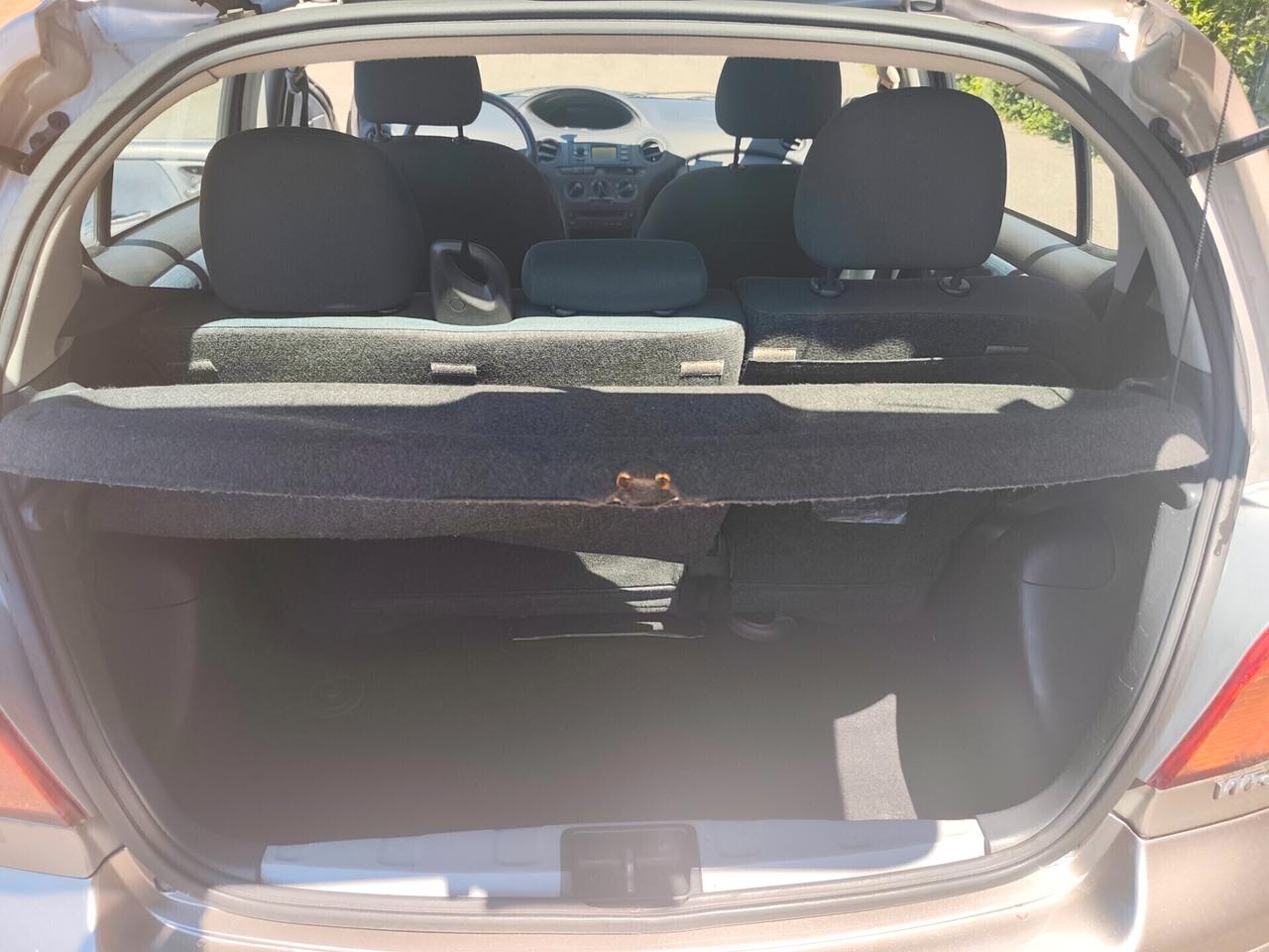 Toyota Yaris 1.0i Benz euro 4 5 porte