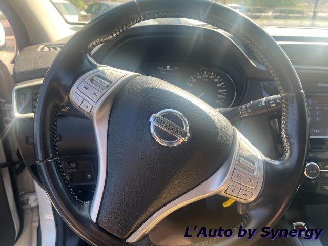 NISSAN Qashqai 1.6 dCi 2WD N-Connecta