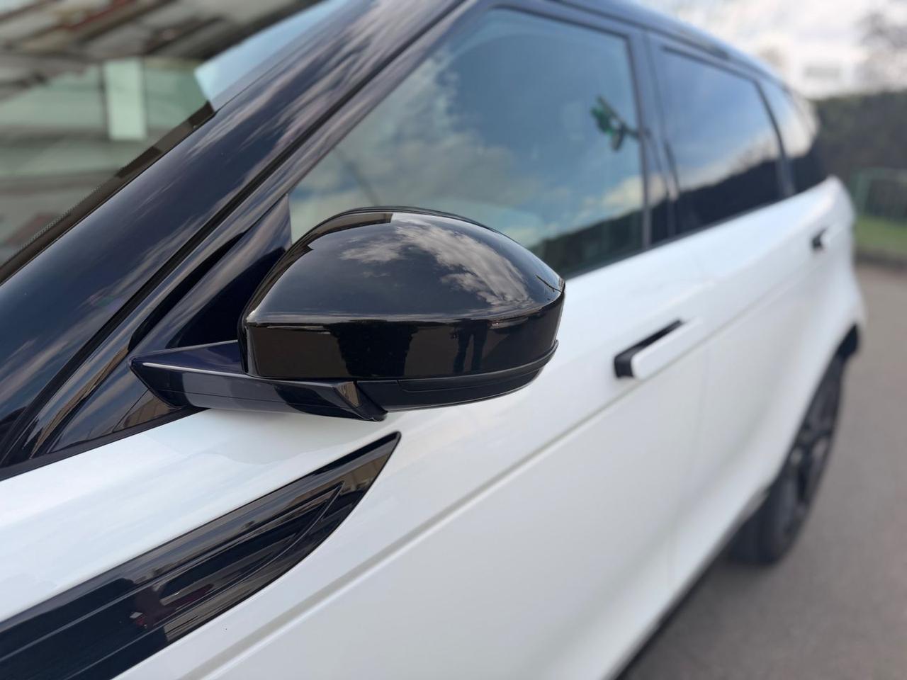 Land Rover Range Rover Evoque R-Dynamic HSE #9930