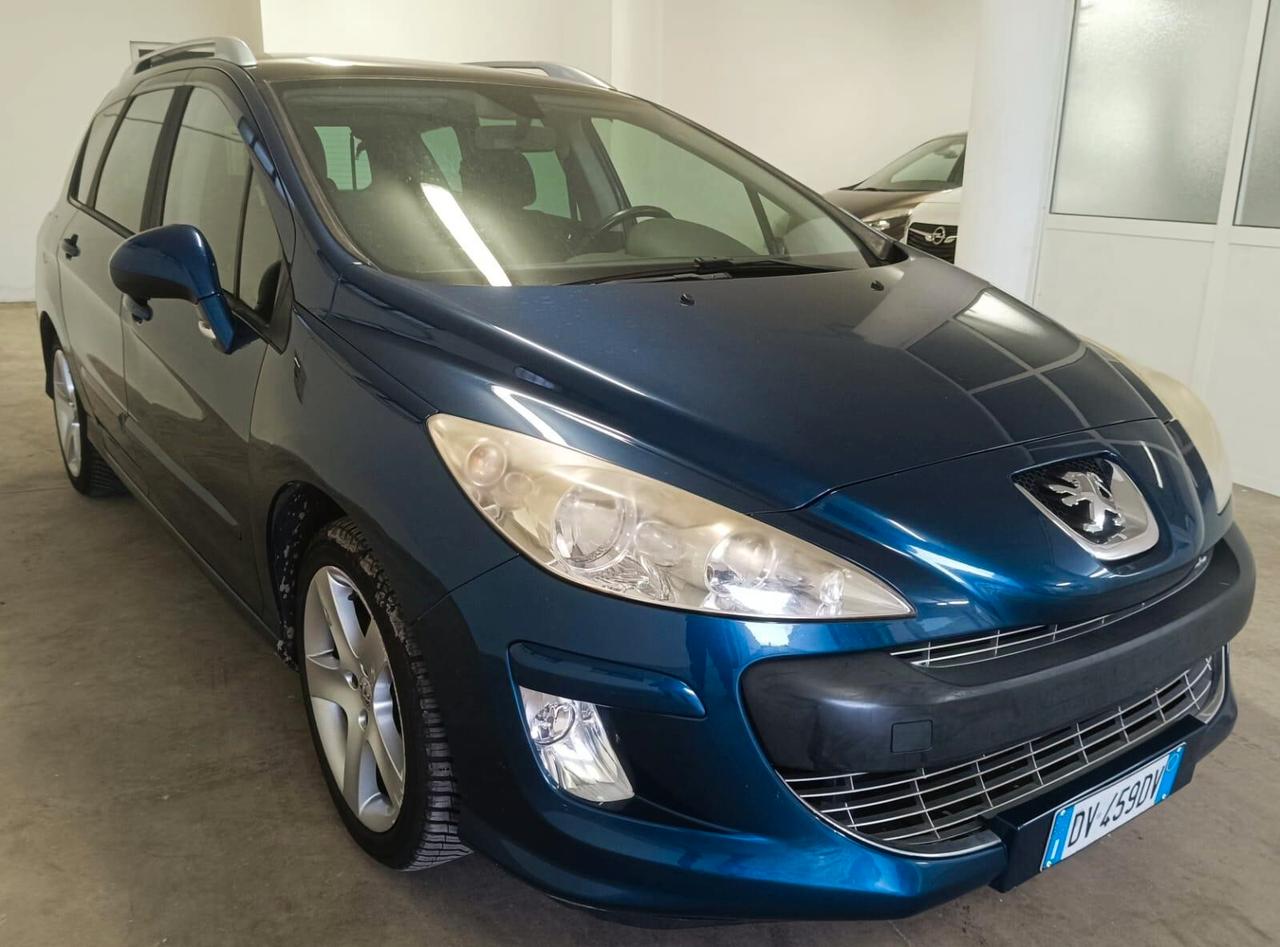 Peugeot 308 1.6 HDi 110CV SW Ciel Féline