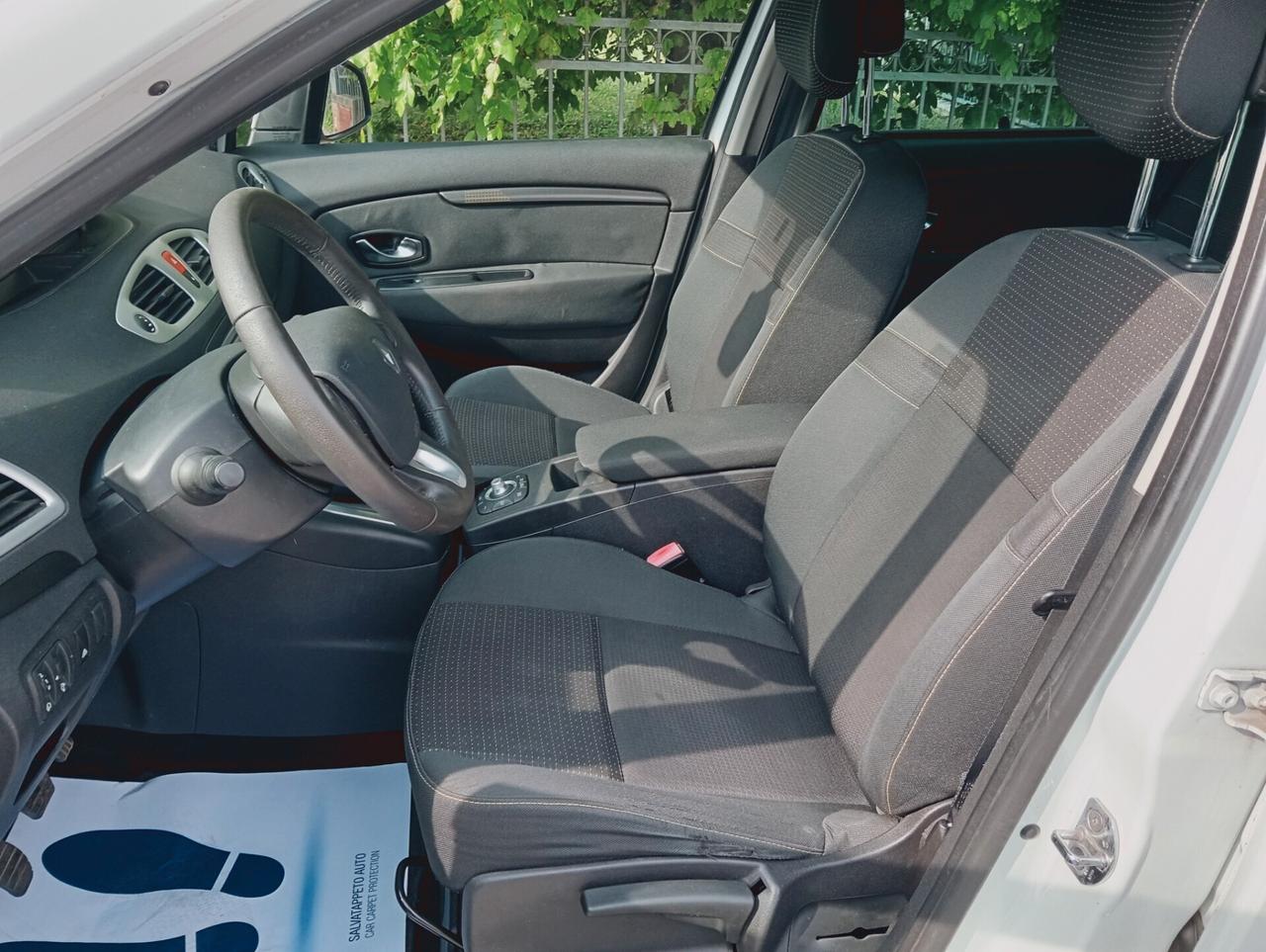 Renault Scenic Scénic X-Mod 1.5 dCi 110CV Dynamique