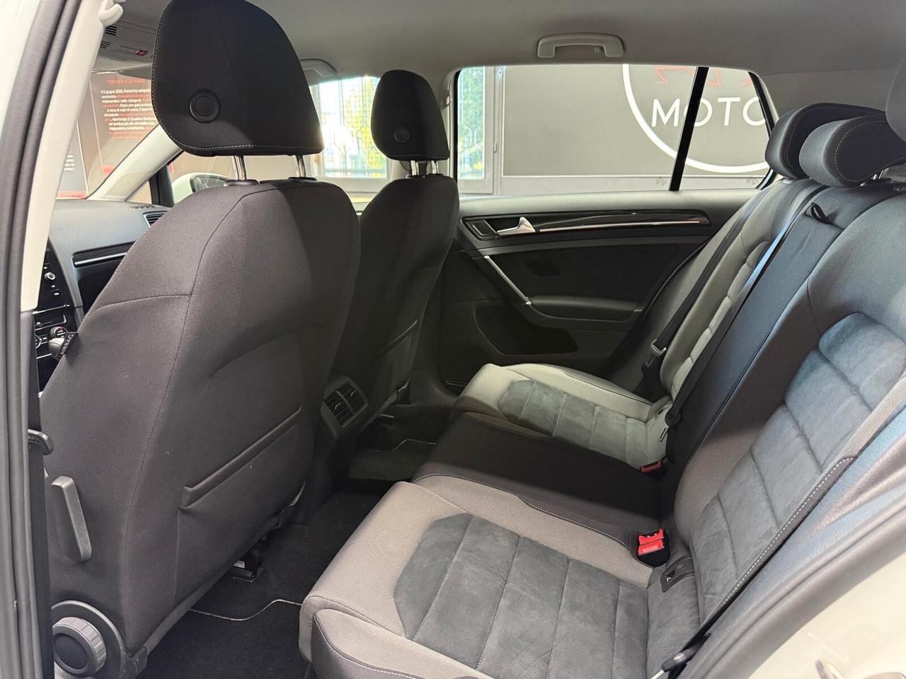 Volkswagen Golf 2.0 TDI DSG 5p. Executive BlueMotion Technology