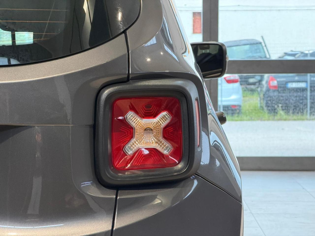 Jeep Renegade 1.6 Mjt DDCT 120 CV Business