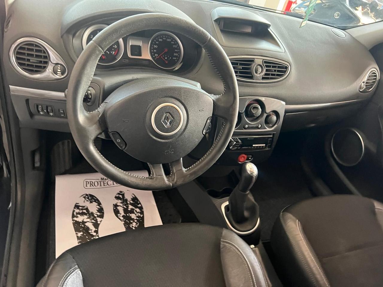 Renault Clio 1.2 16V 5 porte Dynamique