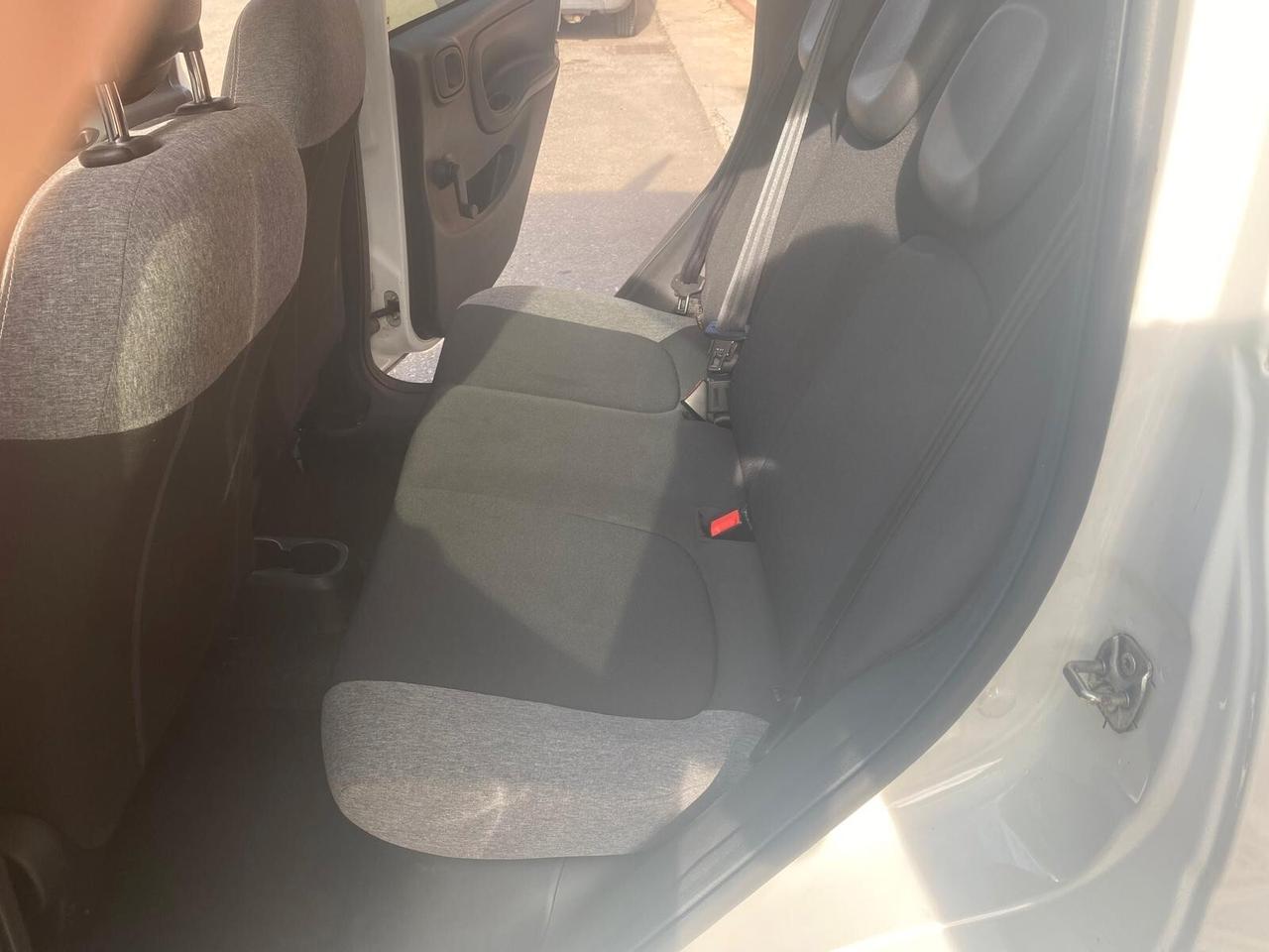 Fiat Panda 1.0 70 cv Hybrid City Life - 1 PROP. - OK NEOP. - GARANZIA 12 MESI