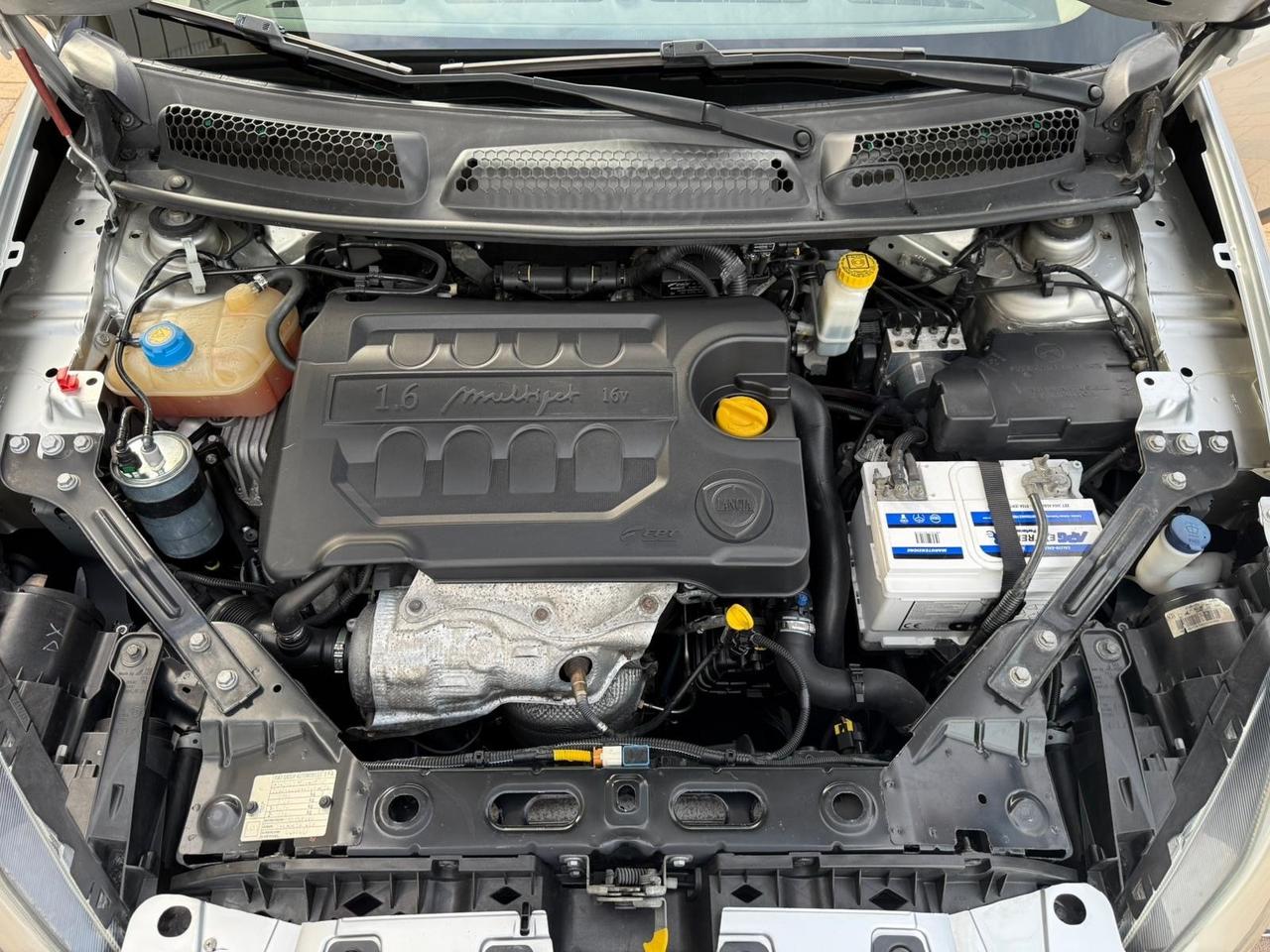 Lancia Delta 1.6 MJT DPF Silver