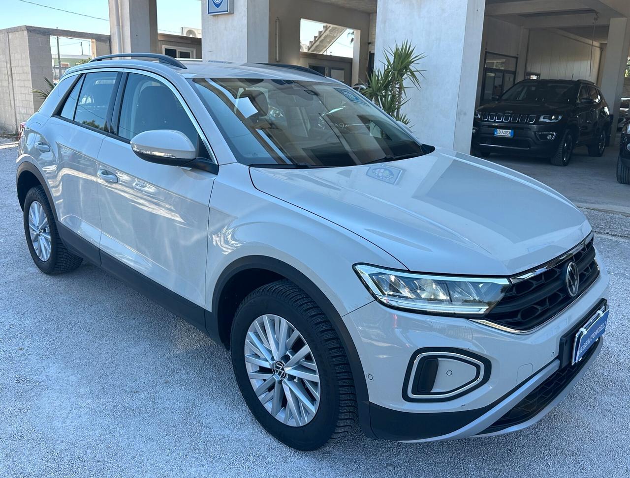 Volkswagen T-Roc 2.0 TDI 116cv 2023 Best Price