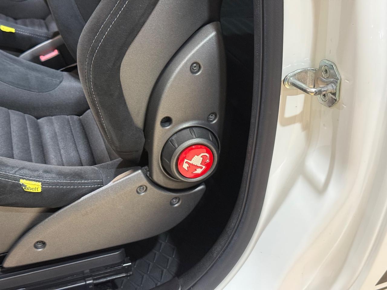 Abarth 595 1.4 Turbo T-Jet 180 CV Competizione