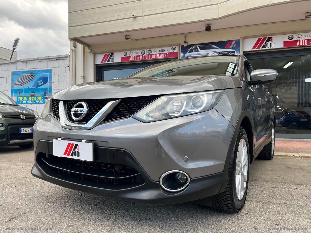 NISSAN Qashqai 1.5 dCi Acenta Premium GANCIO TRAINO