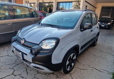Fiat Panda 1.0 FireFly S&S Hybrid City Cross