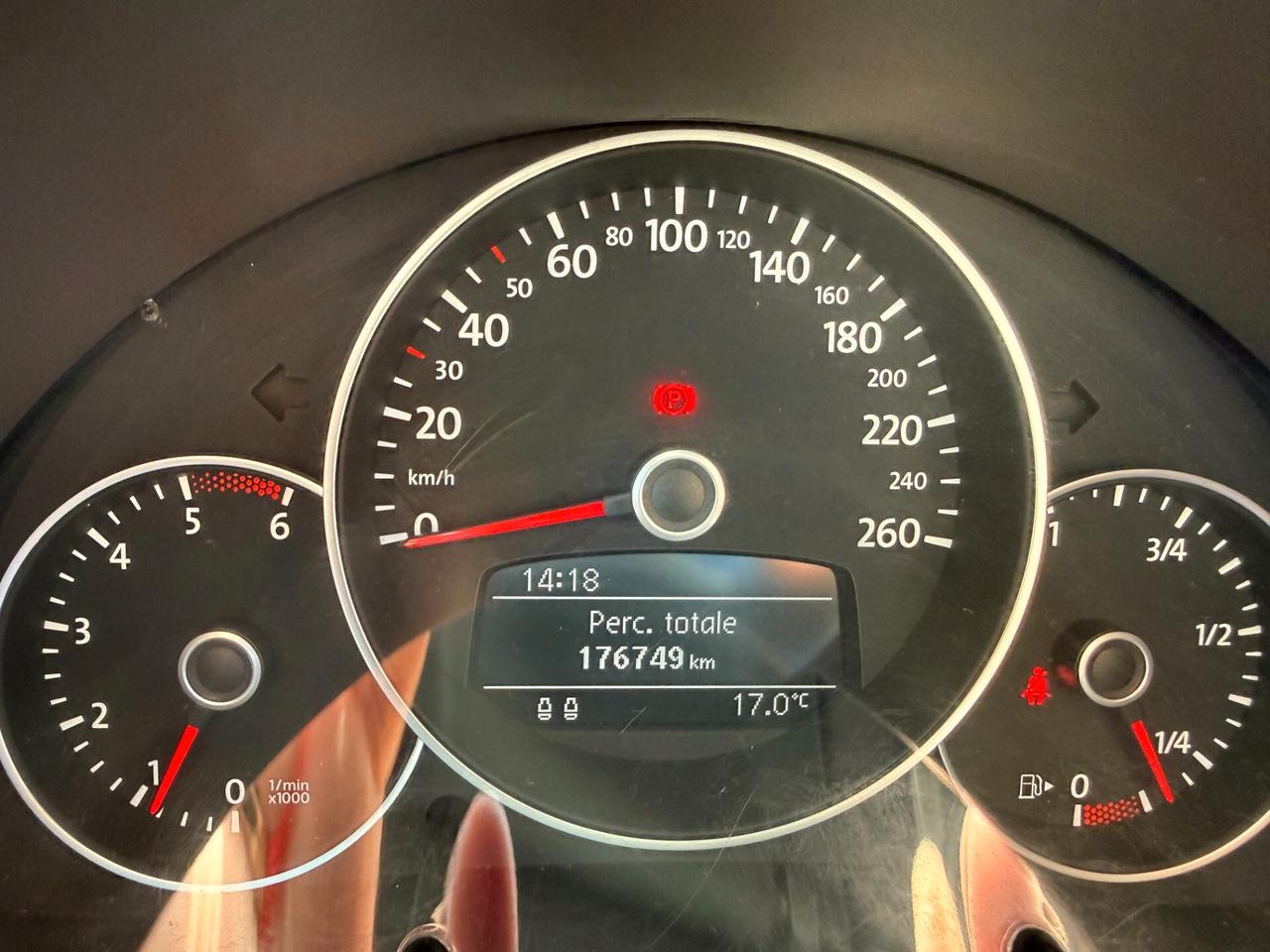 Volkswagen Maggiolino 1.6 TDI Design