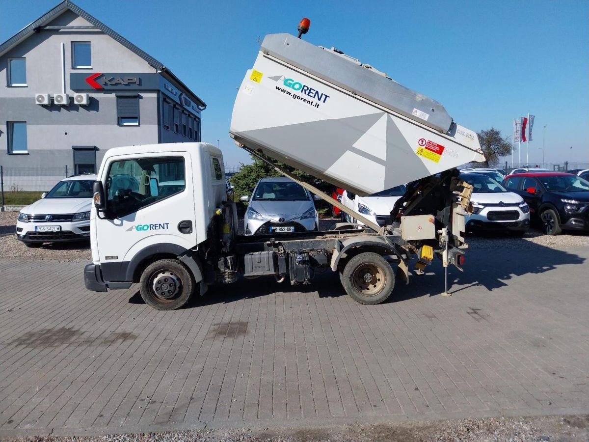 NISSAN NT 400 35.13