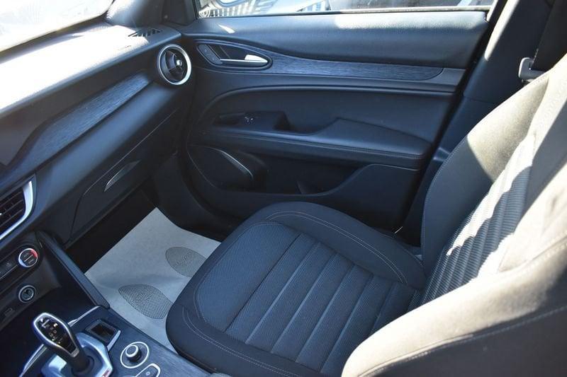 Alfa Romeo Stelvio Stelvio 2.2 t Super Business rwd 160cv auto