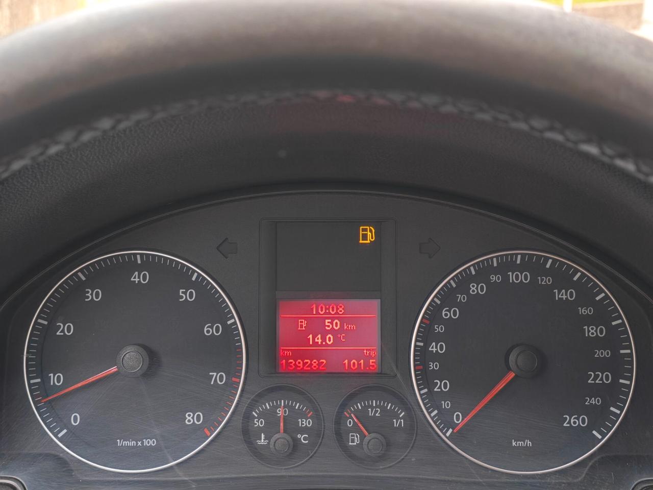 Volkswagen Golf 1.6 BENZINA 102cv / 139.000km / Neop.