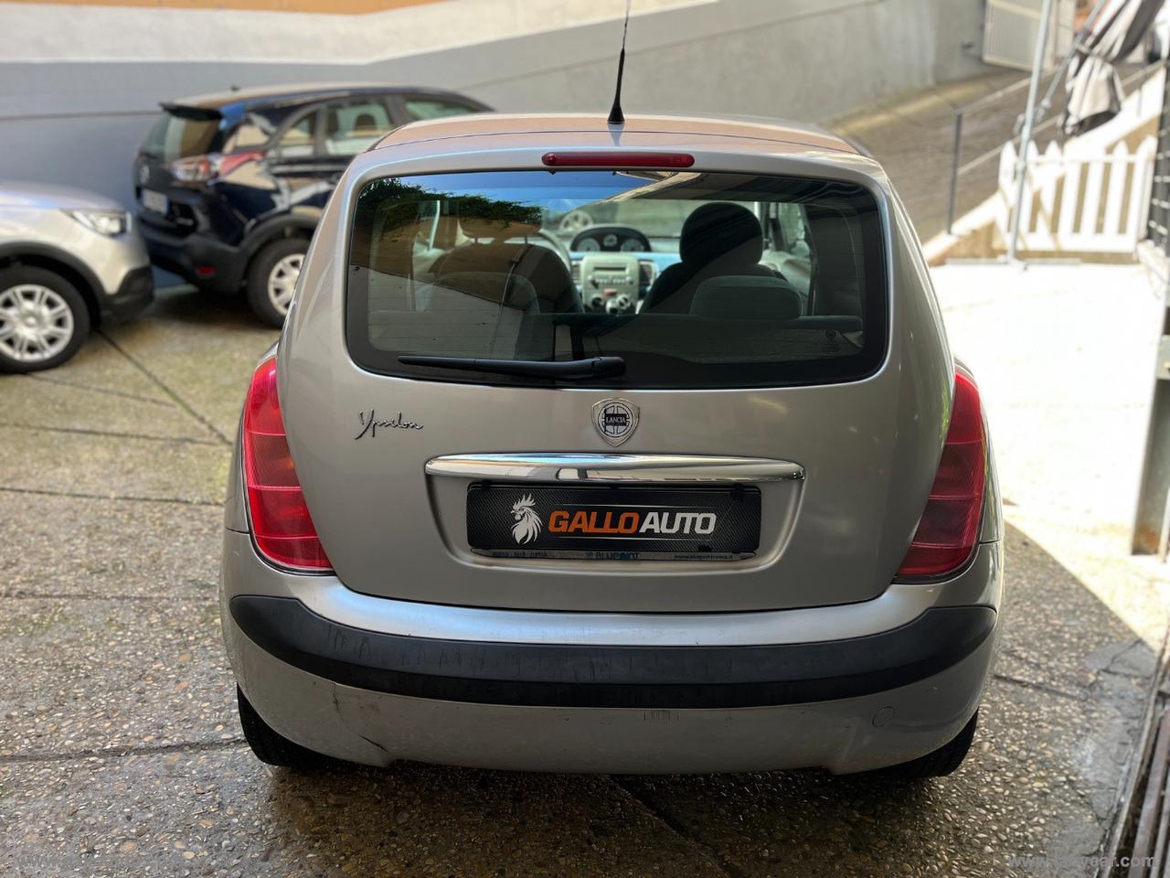 LANCIA Ypsilon 1.2 16V Platino