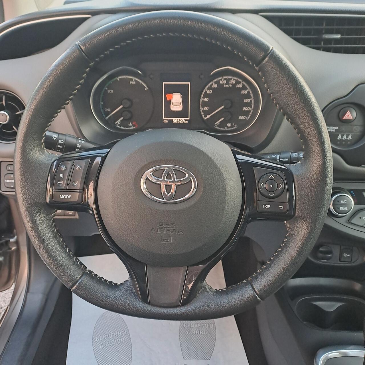 Toyota Yaris 1.5 Hybrid 73cv Business