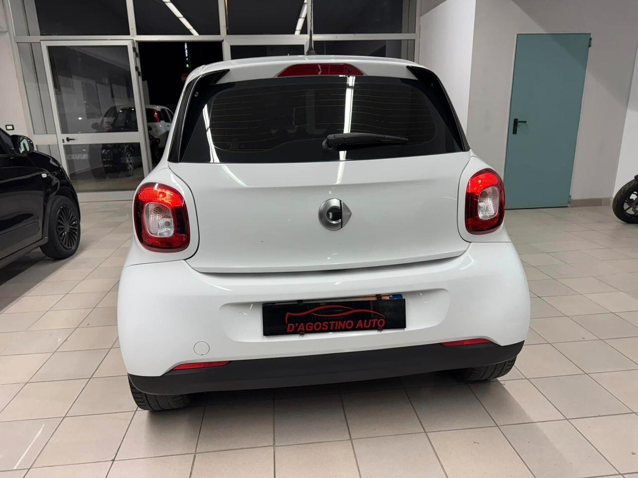 Smart ForFour 453 1.0 benzina 70cv