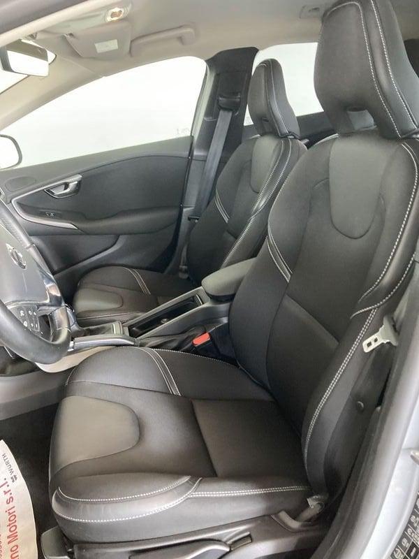 Volvo V40 D3 Geartronic Business Plus