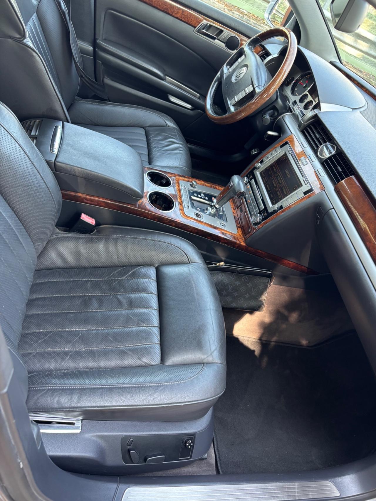 Volkswagen Phaeton Wolksvagen 3.0 V6