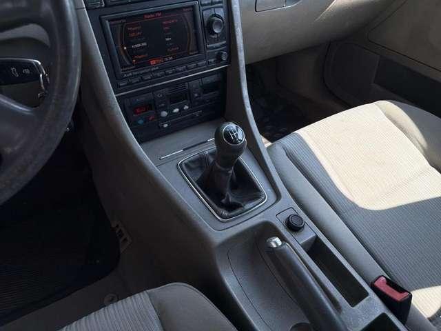 Audi A4 1.9 TDI Avant Top