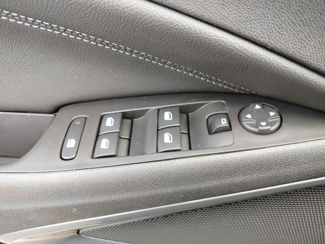 Opel Crossland 1.5 ecotec Elegance 110cv