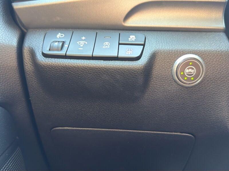 Kia Stonic Stonic 1.2 dpi Style s/Navi Pack gpl 82cv