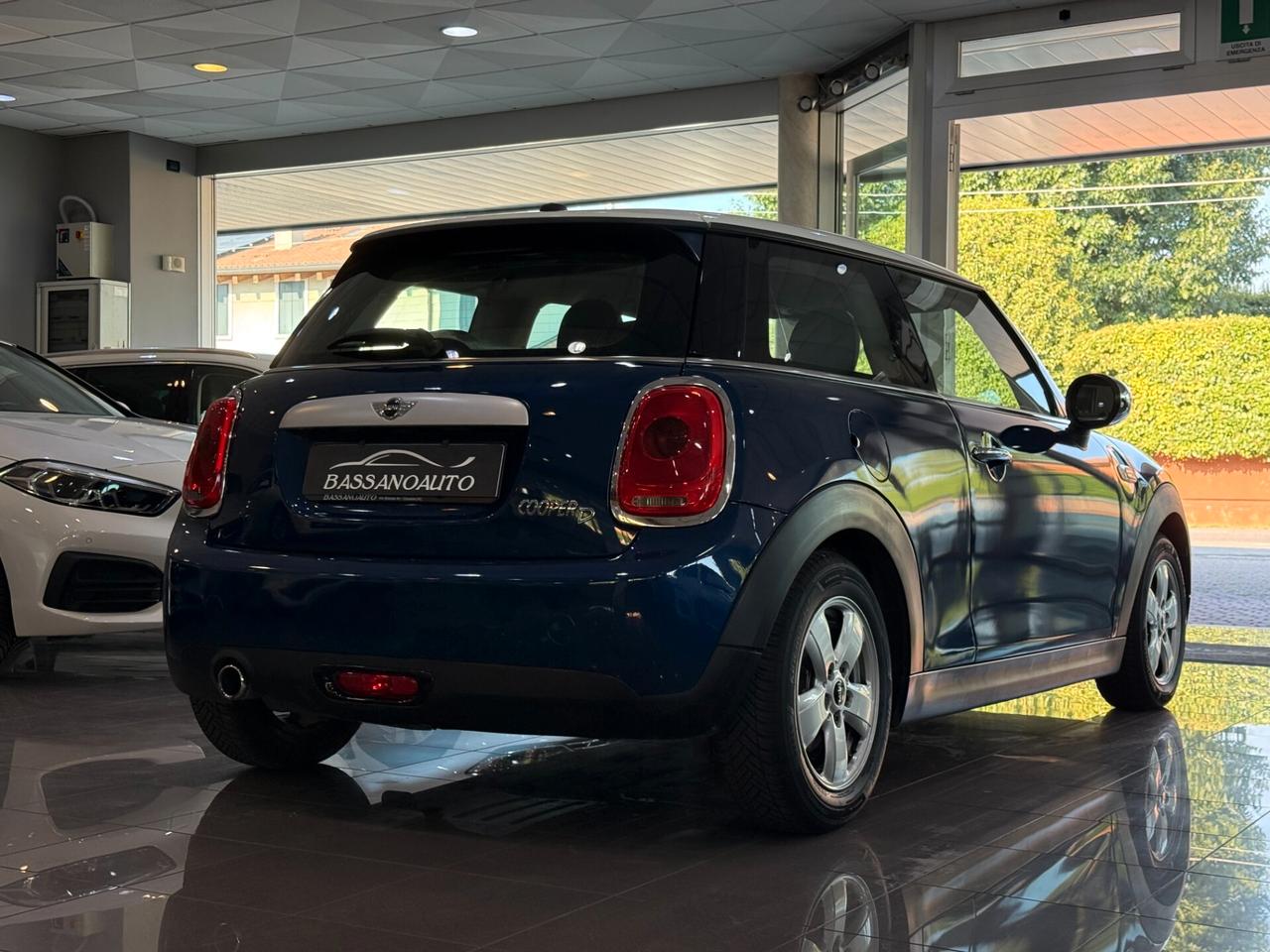 Mini IV 1.5 3p NEOPATENTATI !! IMPECCABILE !