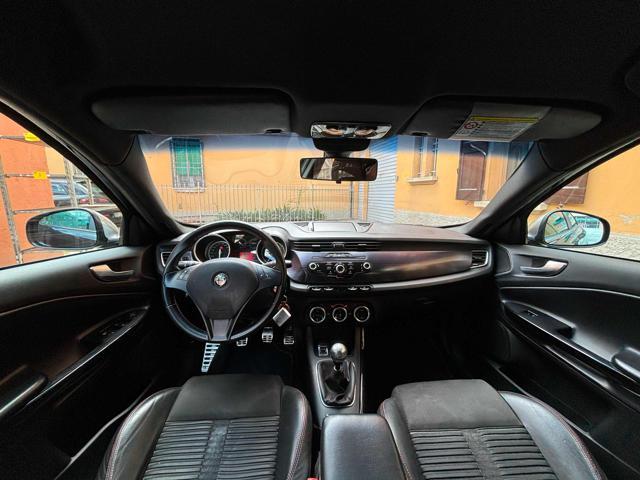 ALFA ROMEO Giulietta 1750 TBi Quadrifoglio Verde