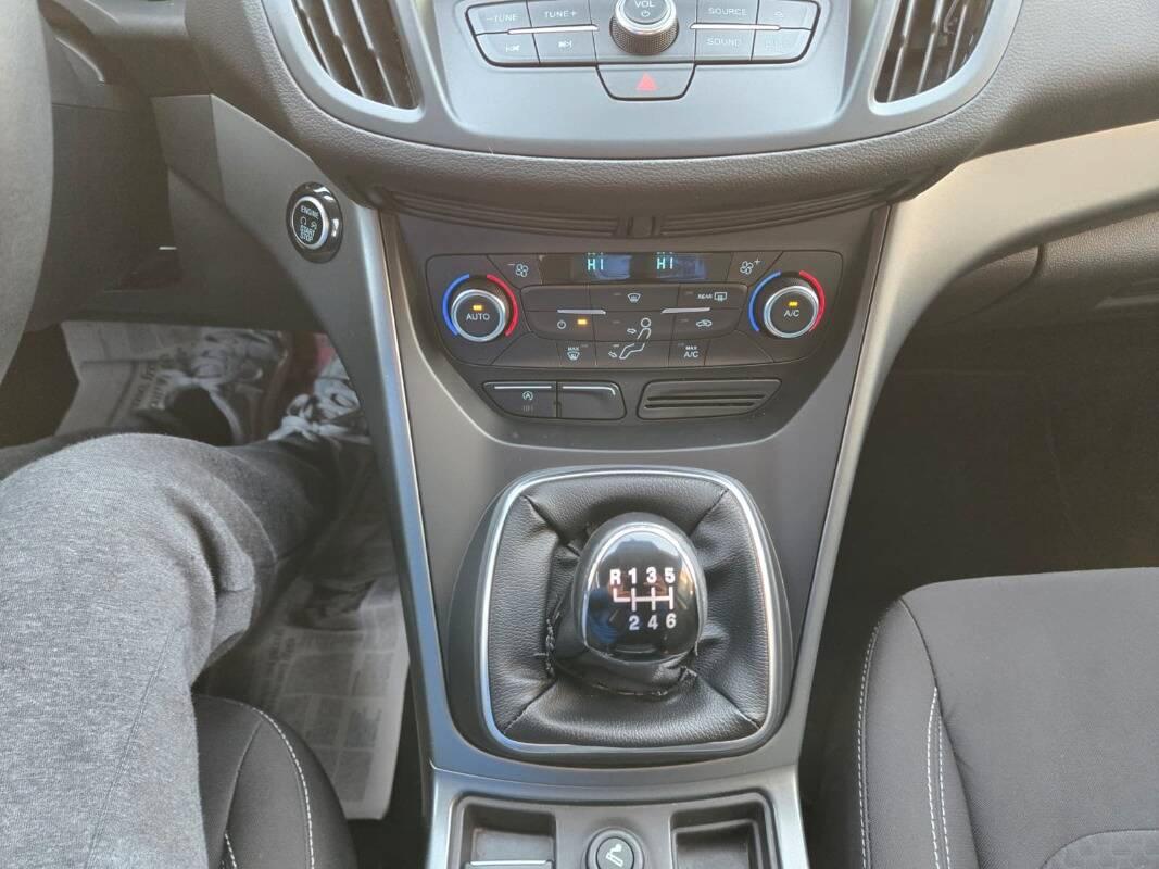 Ford Kuga 1.5 tdci Titanium s&s 2wd 120cv my18